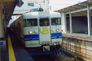 �i�q�����{413�n